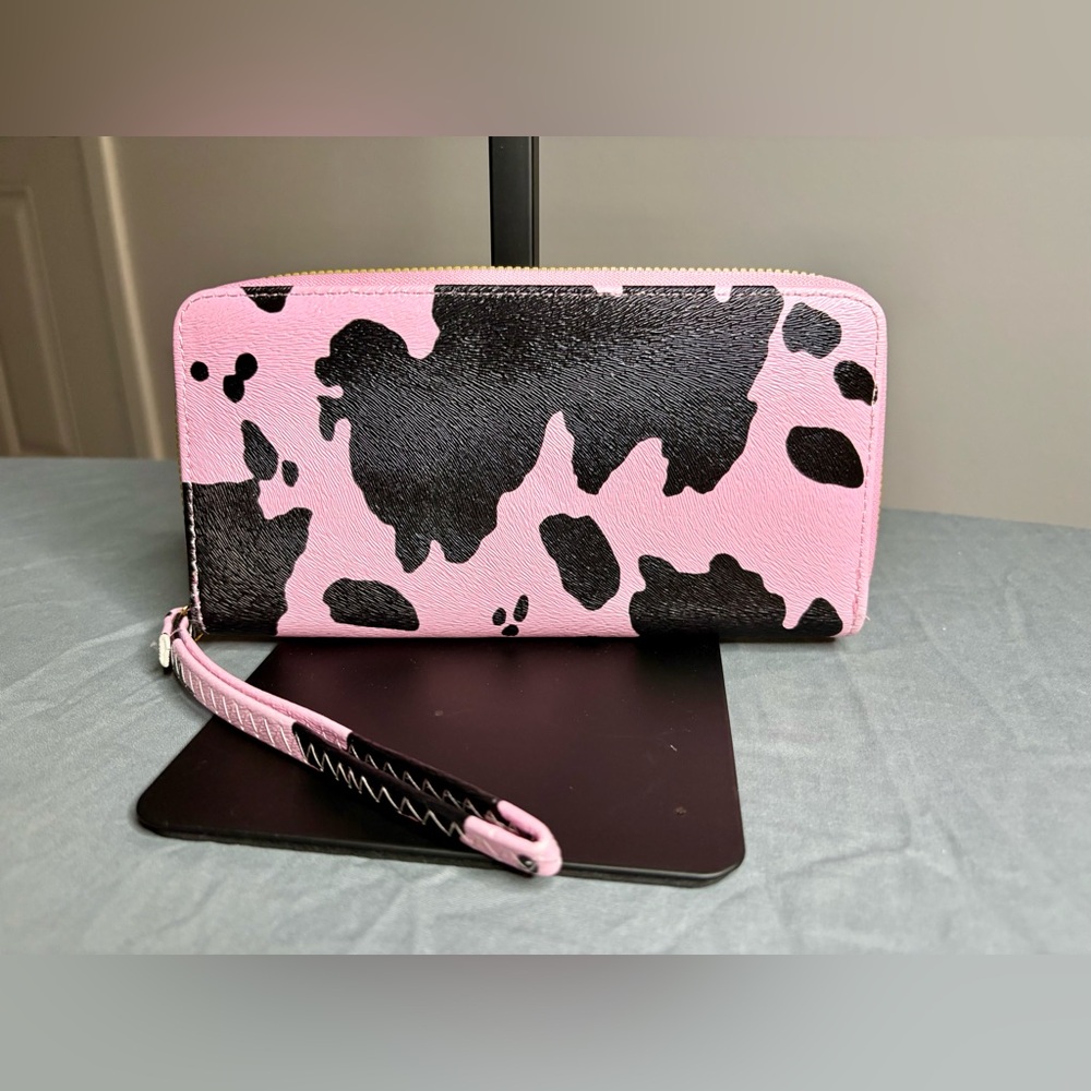 Chic Pink and Black Women's Key Holder